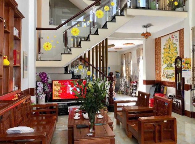 Nhà đẹp ngang 5.3m lô góc 2 mặt tiền vip tân chánh hiệp chỉ 7575280