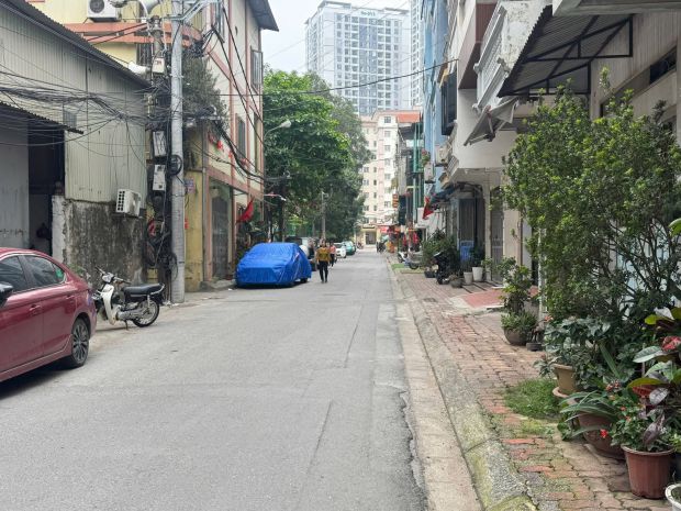 Tin thật ngọc thụy long biên 10 đồng 50m ô tô vỉa hè ô tô 7576190