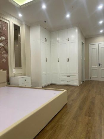 Bán nhà ngọc trì 62m 7 tầng mt4m kinh doanh gara ô tô giá 7577244