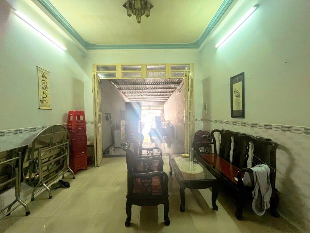 Cân ban 165m2 4,1x40 nha 1 tâm mt đương đinh đưc 7577795