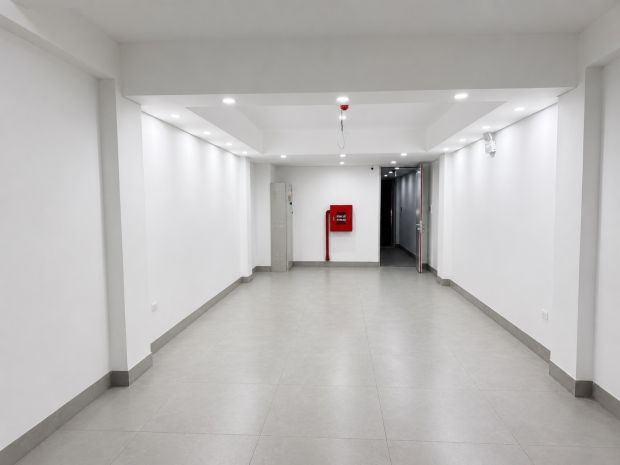 Nhà triệu đô mặt phố ngô gia tự  long biên 7578127