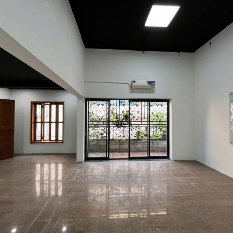 Mặt tiền quận 3  1 trệt 1 tầng  diện tích 8m x 30m  vno 1 7578211