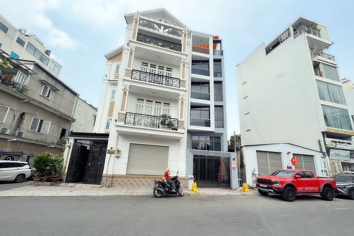 Bán nhà 6 tầng - mặt tiền đường nguyễn văn nguyễn, quận 1 - 7578603