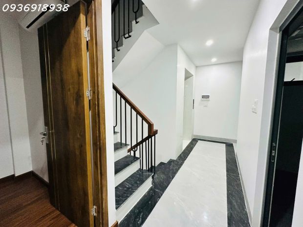 14.2 tỷ-phân lô ô tô vào nhà-65m2 x 7t thang máy-hàng xóm 7578885