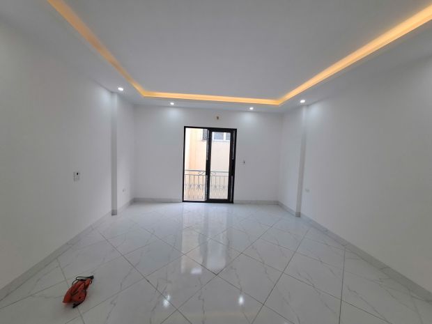 Bán nhà ỷ la  hà đông hà nôi   lô góc 3 thoáng  gần 7579471