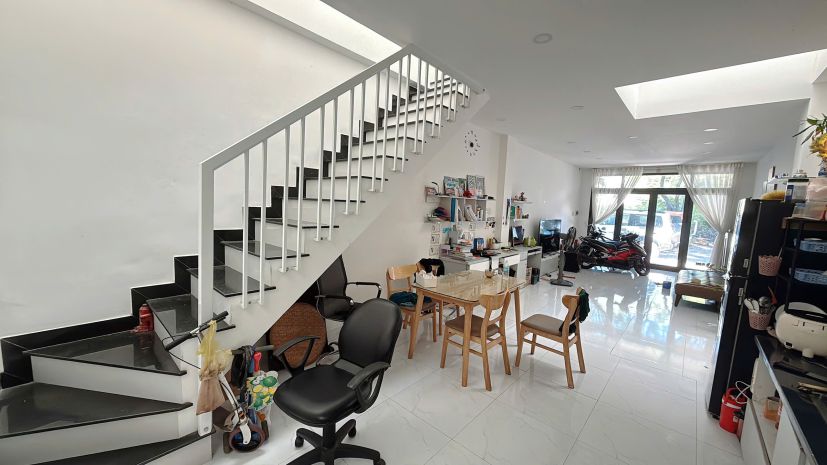 Nhà đẹp vĩnh thái, nam nha trang, 2pn, 3 giếng trời, 4.6 tỷ 7579896