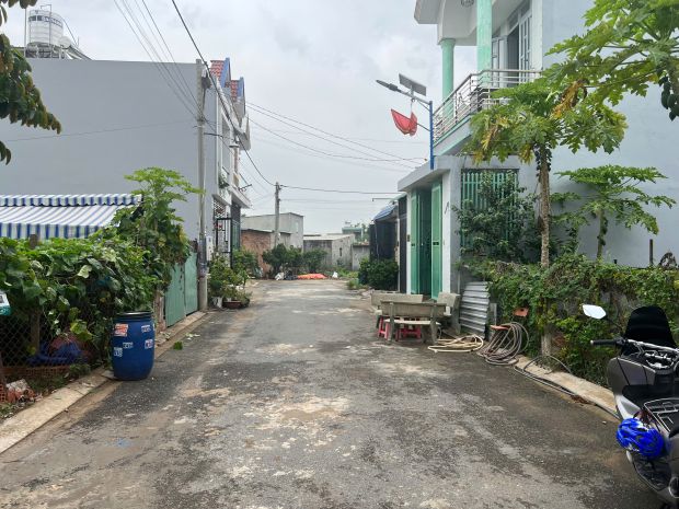 Bán đât p.biên hòa,shr thổ cư 100,đường nhựa 2 ô tô,gần 7580078