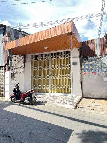 Nhà mới mặt tiền c2 ngay chợ phạm hùng bình hưng bình 7581182