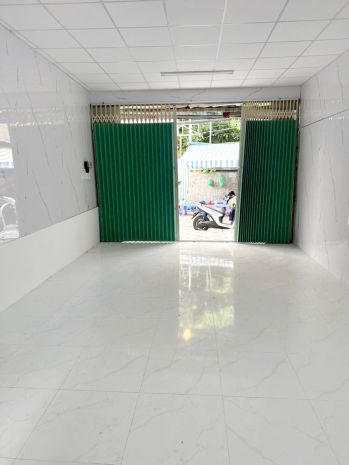 Nhà mới mặt tiền c2 ngay chợ phạm hùng bình hưng bình 7581185