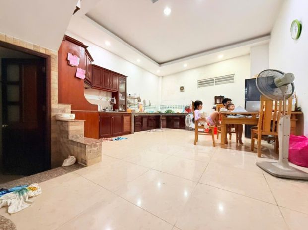Bán nhà 3 tầng, đường số 10, tăng nhơn phú b, q9. thủ đức, 7581958
