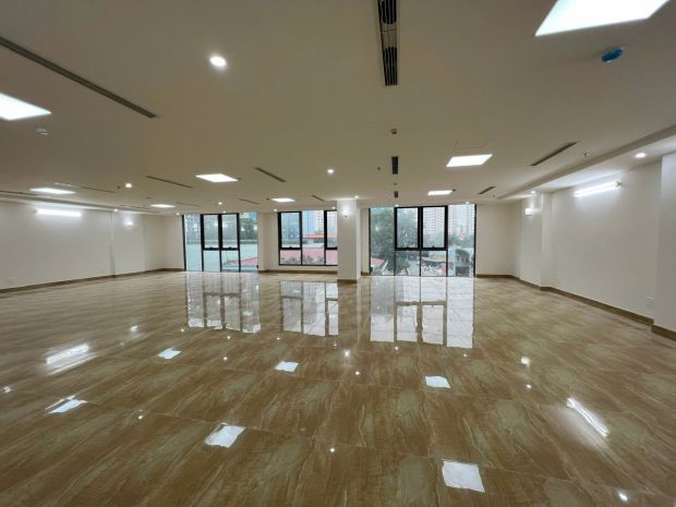 Bán tòa văn phòng mặt phố nguyễn văn huyên 400m2 11 tầng 7582077
