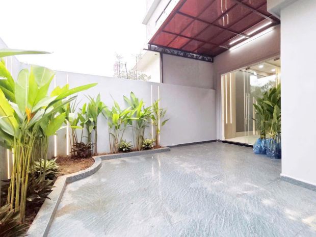 Nhà 4 tầng khu tđc thiên đường  80m²  sân vườn riêng 7582135