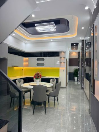 Bán nhà 4 tầng đông hòa,shr thổ cư,đường xe hơi,gần bigc go 7582390
