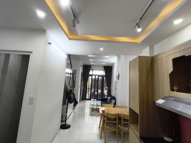 Nhà kiệt phạm văn nghị, 3 tầng đúc, chủ xây ở, còn như 7583692