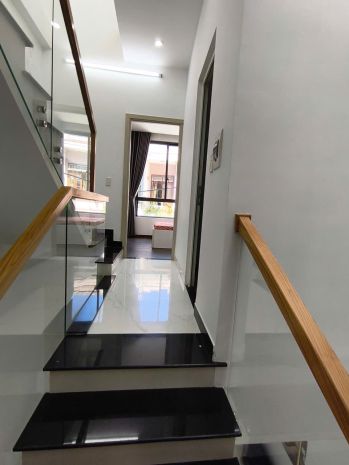 Nhà kiệt phạm văn nghị, 3 tầng đúc, chủ xây ở, còn như 7583694