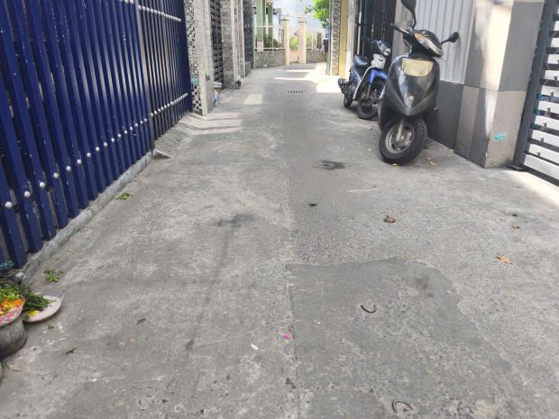 Nhà kiệt phạm văn nghị, 3 tầng đúc, chủ xây ở, còn như 7583695