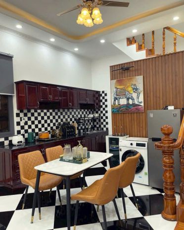 19. nhà lầu full nội thất sát vincom hùng vương 7583852
