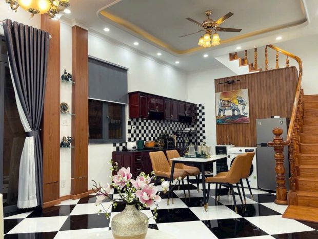 19. nhà lầu full nội thất sát vincom hùng vương 7583855