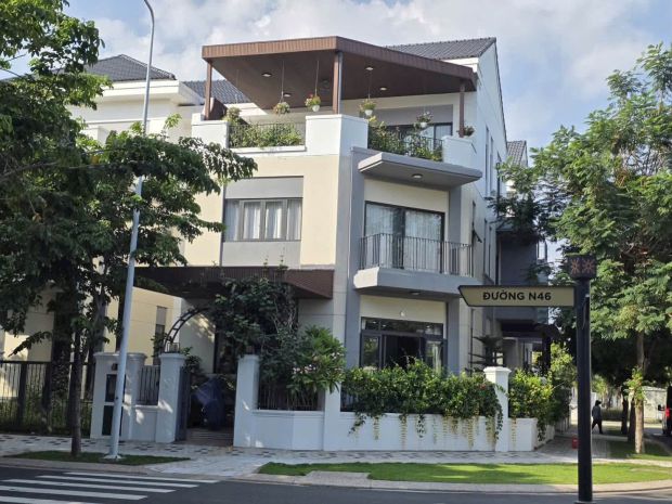 Căn góc tạ quang bửu 8x20 siêu phẩm quận 8 phân lô giá 32 7584661