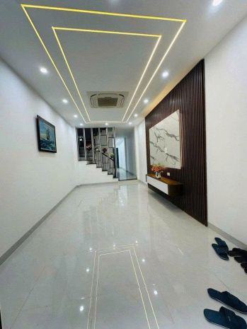 Chỉ 9.9 tỷ-35m x 5t-duy nhất 1 căn có thang máy-ở ngay-giá 7585226