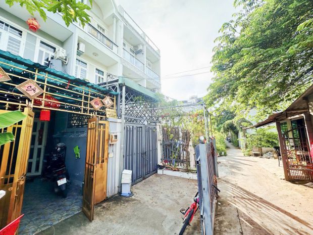 Nhỉnh 5 tỷ nhỏ siêu rẻ 6mx17m - 4 tàng 7585562
