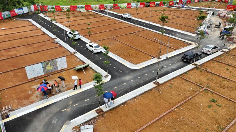 Quỹ đất hiếm có ở hòa lạc, làn 2 ql21, gần đh qg, bách 7586134