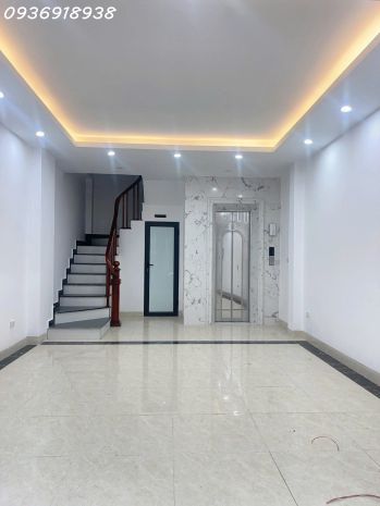 Siêu rẻ-11.5 tỷ-7t thang máy-gara ô tô-nhà mới-chỉ còn 1 7586300