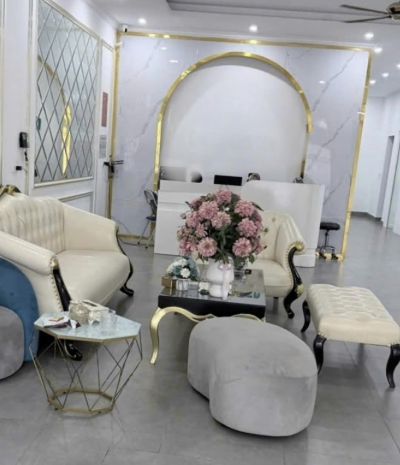 Giá tốt - chính chủ sang nhượng thẩm mỹ viện 4 tầng tại tp. 7586438