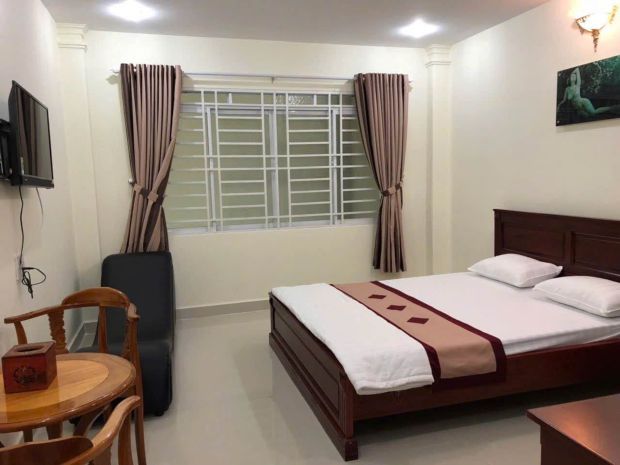Chính chủ bán nhà  ngang khủng 8m  4 tầng  16 phòng  dòng 7587578