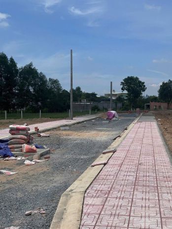 Chính chủ cần bán lô đất ngay sát chợ thanh phú, ubnd phường 7587740