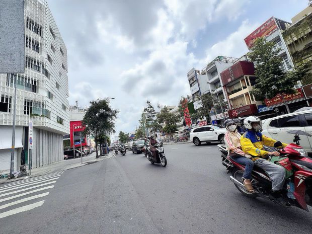 Bán nhà 5 tầng mtkd 30m đ. nguyễn thái học, quận 1 - sẵn 7588813