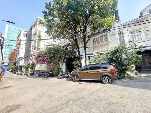 Ngang lớn 8m*8,5m vuông đẹp - bán nhà 5 tầng thang máy mặt 7588942
