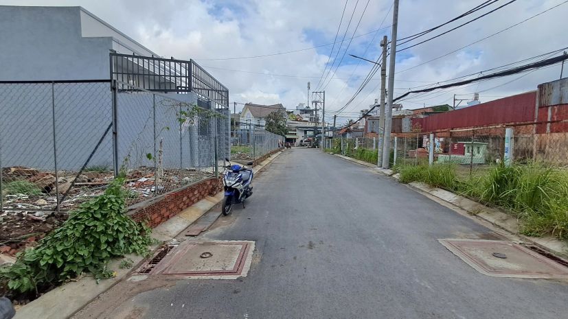 Bán lô đất mặt tiền hẻm 17 đường ụ ghe, phường tam phú, tp 7589908