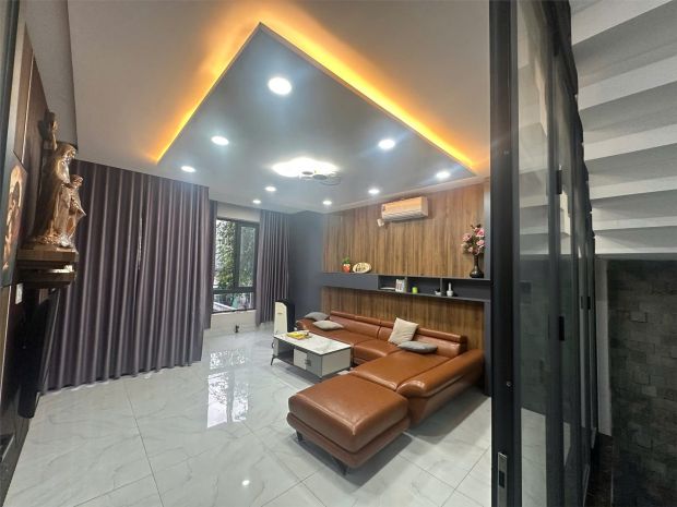 Xuân thới đông hóc môn trục nhưa 8m, 3tầng, 160m2, nhinht 6t 7590405
