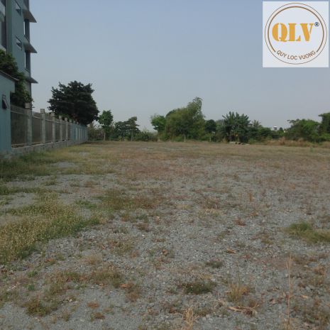 Cho thuê mặt bằng kho bãi  showroom mặt tiền ql13, thuận an 7591894