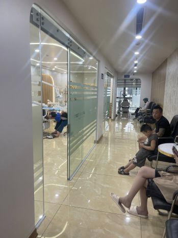 Bán tòa văn phòng mặt phố trần quốc vượng, 130m2 9t 8 7592663