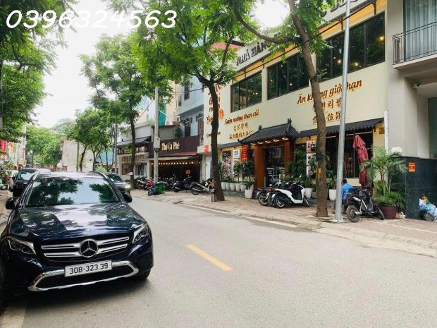 Bán nhà phân lô vip yên ninh ba đình thang máy ngõ thông 7593092