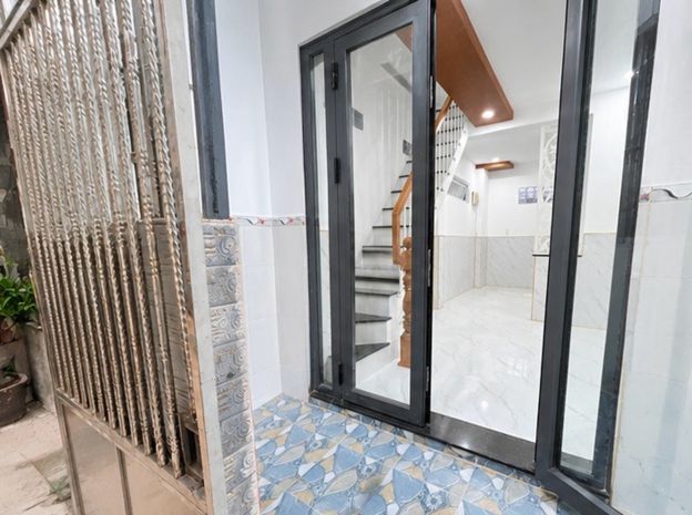 Bán nhà đh ngân hàng  vị trí thuận tiện, giá tốt 7593230