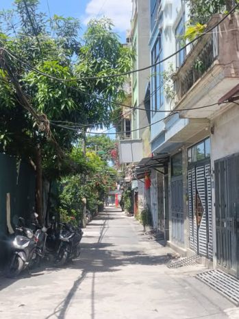 Bán nhà lâm hạ,nhà cũ ô tô đỗ cửa 10 tỷ 50m long biên 7593310
