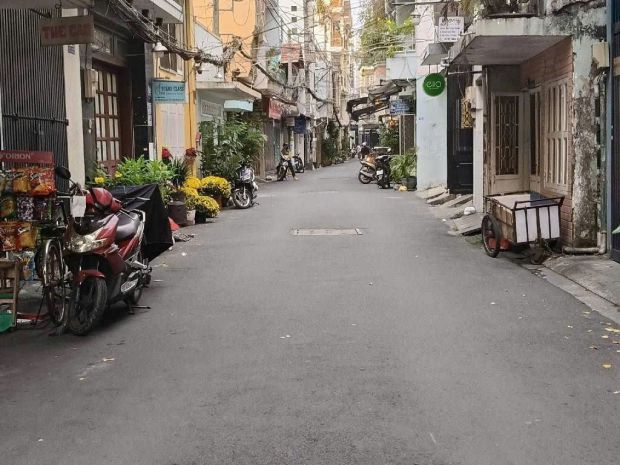 2.9x tỷ kiệt ô tô thẳng thấy mt nguyễn hoàng, 2 tầng đang 7595113
