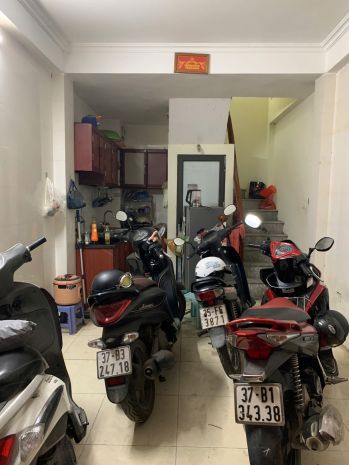 Mình đang cần bán nhà khung được xây chắc chắn lại từ năm 7595350