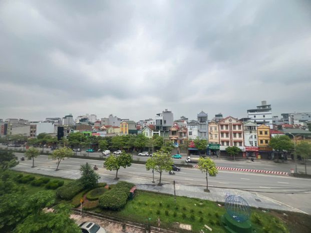 Bán nhà phân lô lai xá  6 tầng thang máy full nội thất  ô 7595720