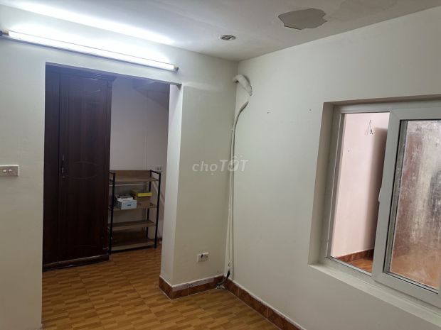 Chính chủ cho thuê căn hộ tầng 5 45m², tập thể trung tự, 7596519