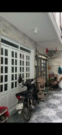 Cho thuê nhà 1 trệt 2 lầu, 3pn, đường dương cát lợi, tt nhà 7596614
