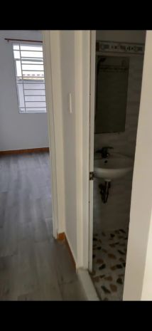 Cho thuê nhà 1 trệt 2 lầu, 3pn, đường dương cát lợi, tt nhà 7596616