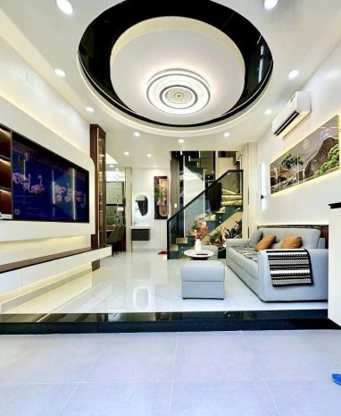 Nhà cạnh vincom, 50m2, đầy đủ nội thất, 5.95 tỷ 7596733