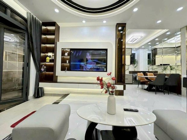 Nhà cạnh vincom, 50m2, đầy đủ nội thất, 5.95 tỷ 7596734