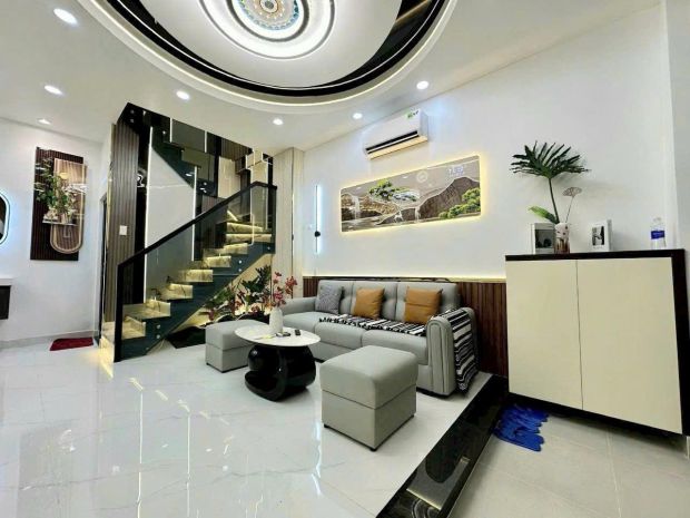 Nhà cạnh vincom, 50m2, đầy đủ nội thất, 5.95 tỷ 7596735