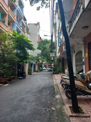 Bán nhà phân lô vip khuất duy tiến, 41m2 4t, vỉa hè, oto 7596894