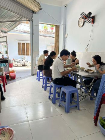 Sang gấp quán cơm trưa văn phòng  đang kinh doanh tốt 7597031